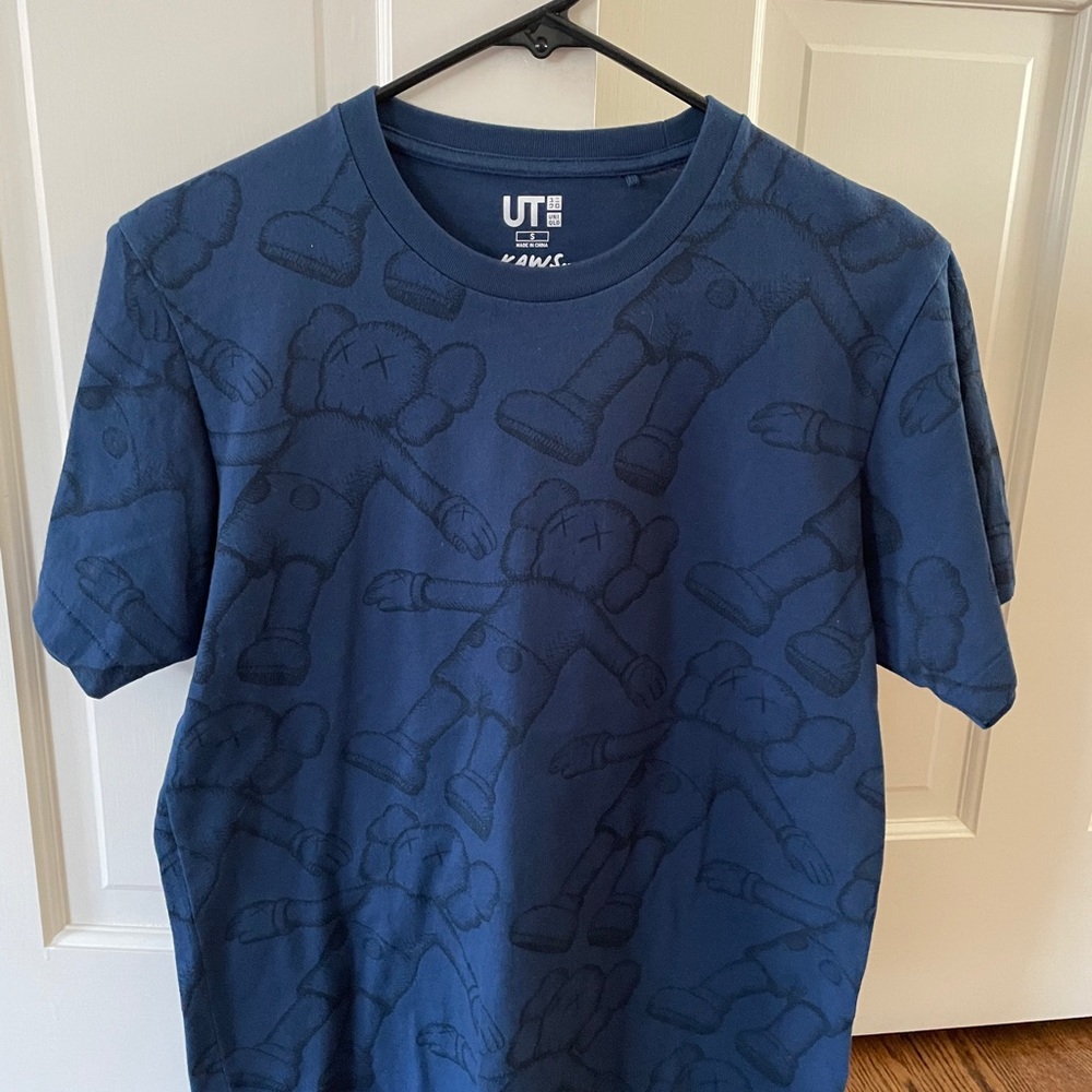 COPY - Gently worn Kaws
